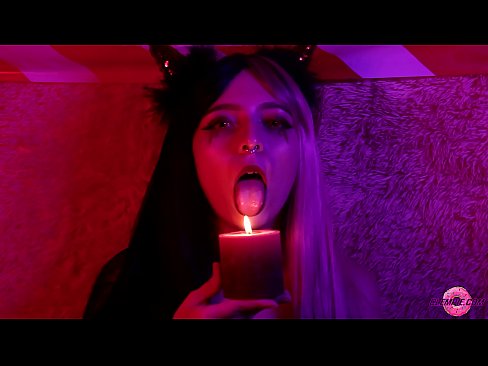 ❤️ ʻO ka Blowjob aloha mai Sexy Succubus me ka hoʻokō waha ❤️ Fuck video ia makou ❌️❤